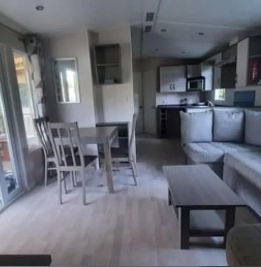 Mobil-Home De Matthieu & Elisa Pont-Scorff 0*,  Francia